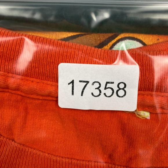 Vintage Scooby Doo Shirt Mens XL Orange Halloween Trick Or Treat Cartoon 90s Tee - Picture 16 of 16